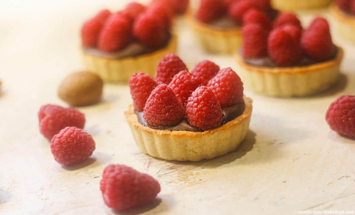 Tartelette Keto Chocolat Framboise Sans Farine Et Sans Sucre Ajoute