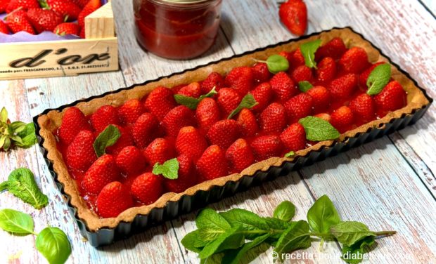 Tarte aux fraises sans crème pâtissière ( IG bas et sans sucre )