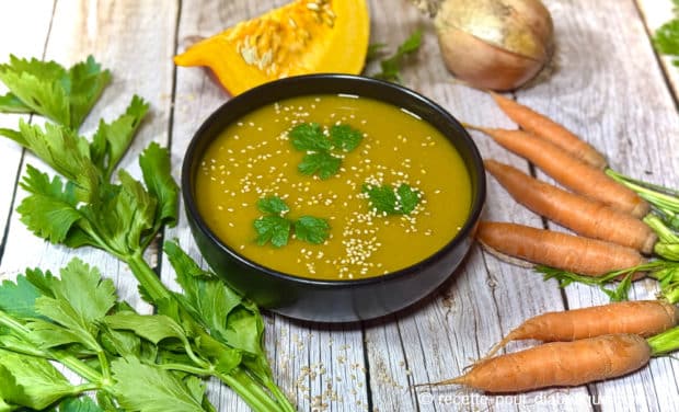 Velouté de légumes avec leurs feuilles